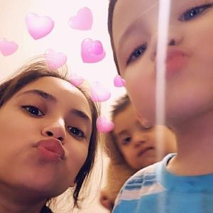 Meet your Posher, Deisy